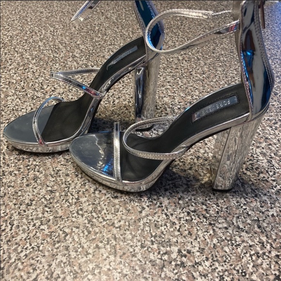 Sexy Silver Metallic Strappy 4 Inch High Heels - Picture 3 of 9